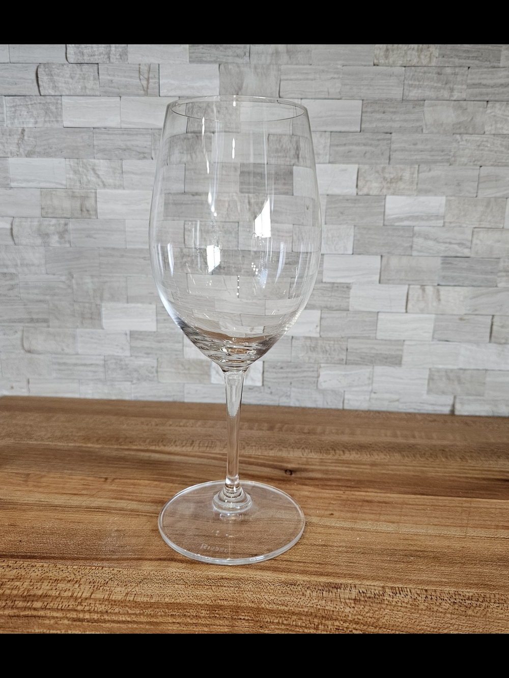 Riedel Clear Crystal Wine Glass - Transparent